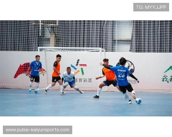 西乌旗足球场历届球星风采与精彩赛事回顾